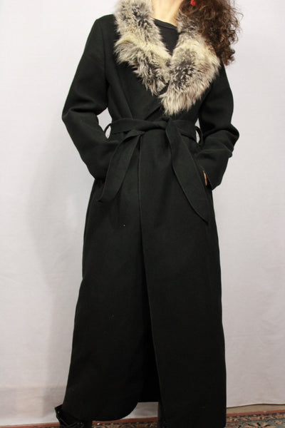 Faux Fur Women's Coat Black Size M-Coats-Bij Ons Vintage-50-Bij Ons Vintage